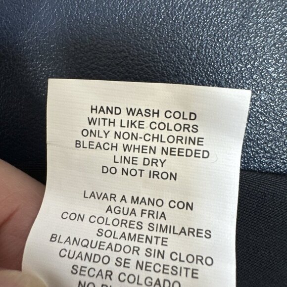 Island Escape Women's Plus 18W Swim Skirt Black NWT - Picture 10 of 12